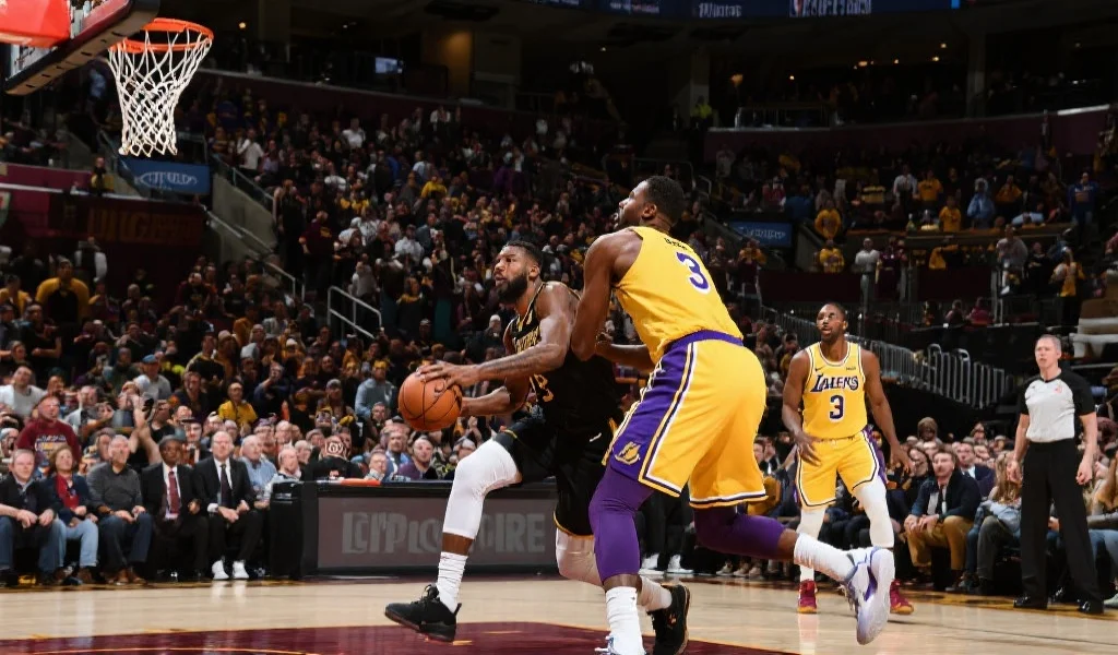 NBA季后赛关键对决：数据解读哪支球队更有冠军相？